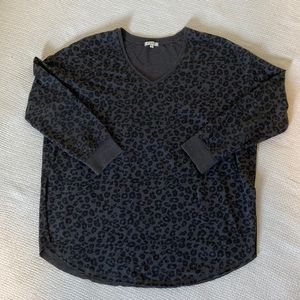 Z Supply V neck Weekender